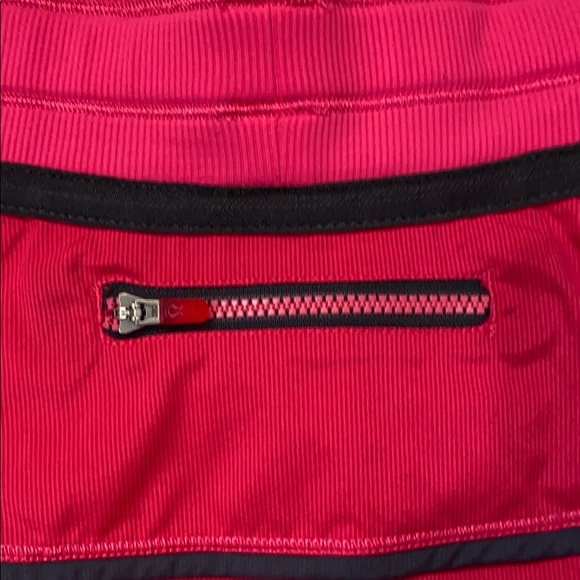 Lululemon skirt size 4 - Picture 4 of 6